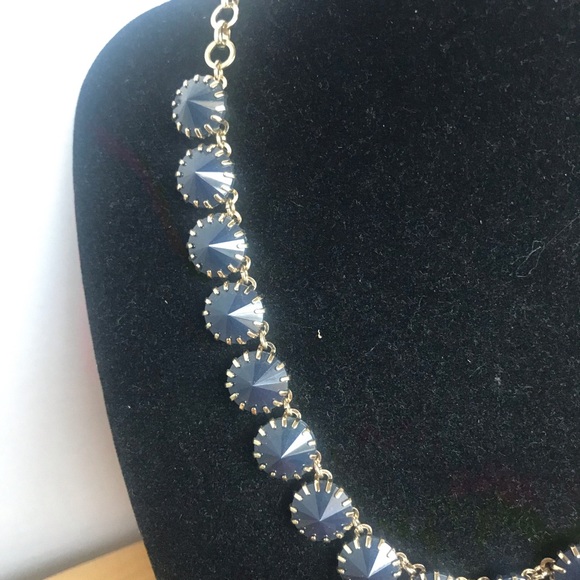 J Crew Plastic Pendant Necklace - Picture 2 of 5